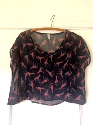 Final Touch Sheer Blue Giraffe Print Top Women's Size S(?)