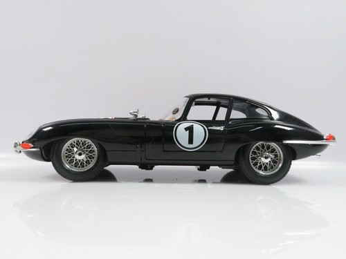 1:18 Bburago Jaguar E Coupe schwarz Sammlermodell Messe 1992 #3654