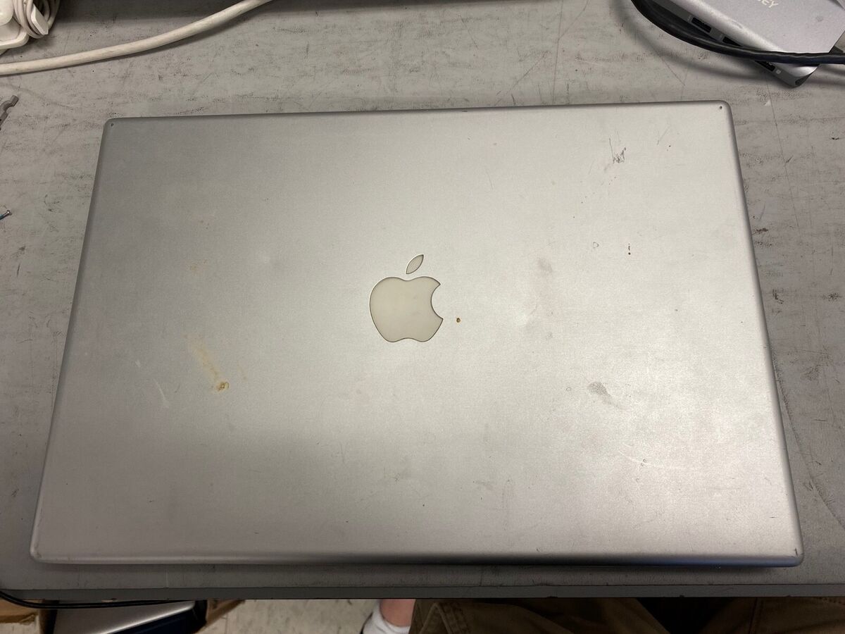 MacBook Pro (15-inch Early 2008) 2.4Ghz 2GB RAM, NO HDD MacBook Pro (15-inch Early 2008) 2.4Ghz 2GB RAM, NO HDD
