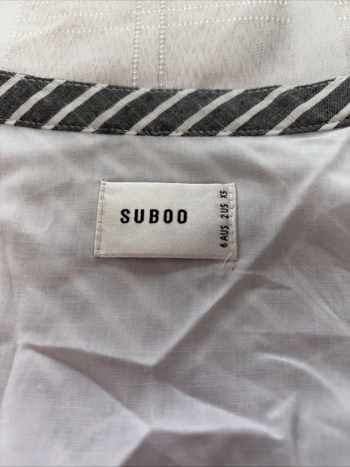 Mini Vestido Suboo Para Mujer Gris Rayas Cuello en V Volantes Envolvente Australiano Estados Unidos Talla 2 XS Foto 4 de 4