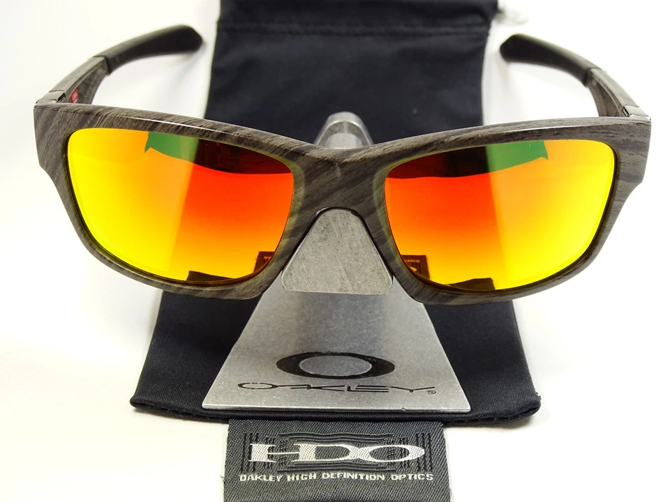 Oakley Jupiter Squared Woodgrain Fire Sonnenbrille Leffingwell Helux Castel Five, Foto 2 von 5