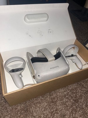 Meta Oculus Quest 2 128GB Virtual Reality Headset - White (OCQ128B)