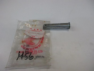 M56 Honda CB 750 CJ 360 T Fußrastenhalter hinten Fussraste Steg 50715-377-000