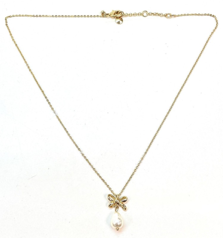 Loft Gold Tone Faux Pearl Bow Pendant Necklace 4.6g