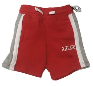 boys red nike shorts