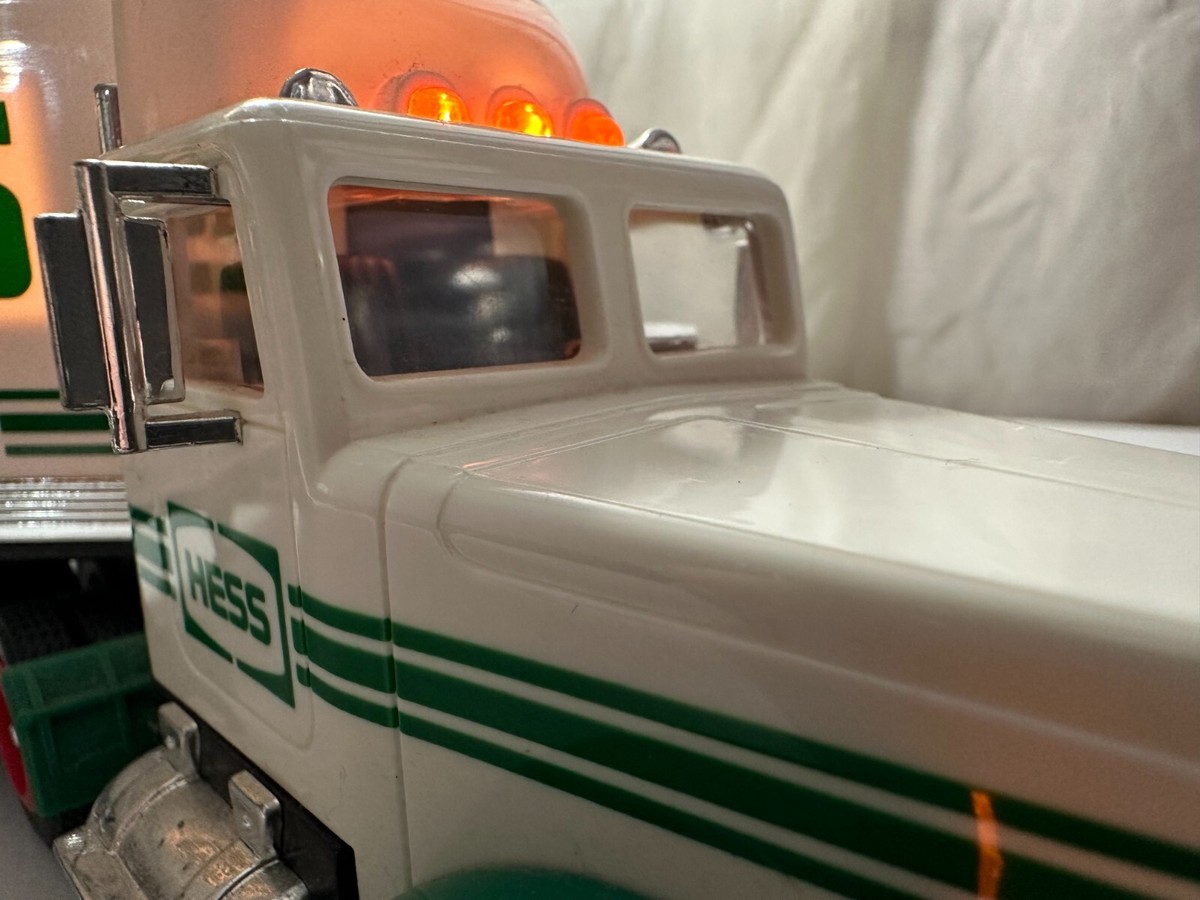 HESS  パトカー警察車輌 1992 HESS SEMI TRUCK WITH RACE CAR IN TRAILER (REMOVABLE