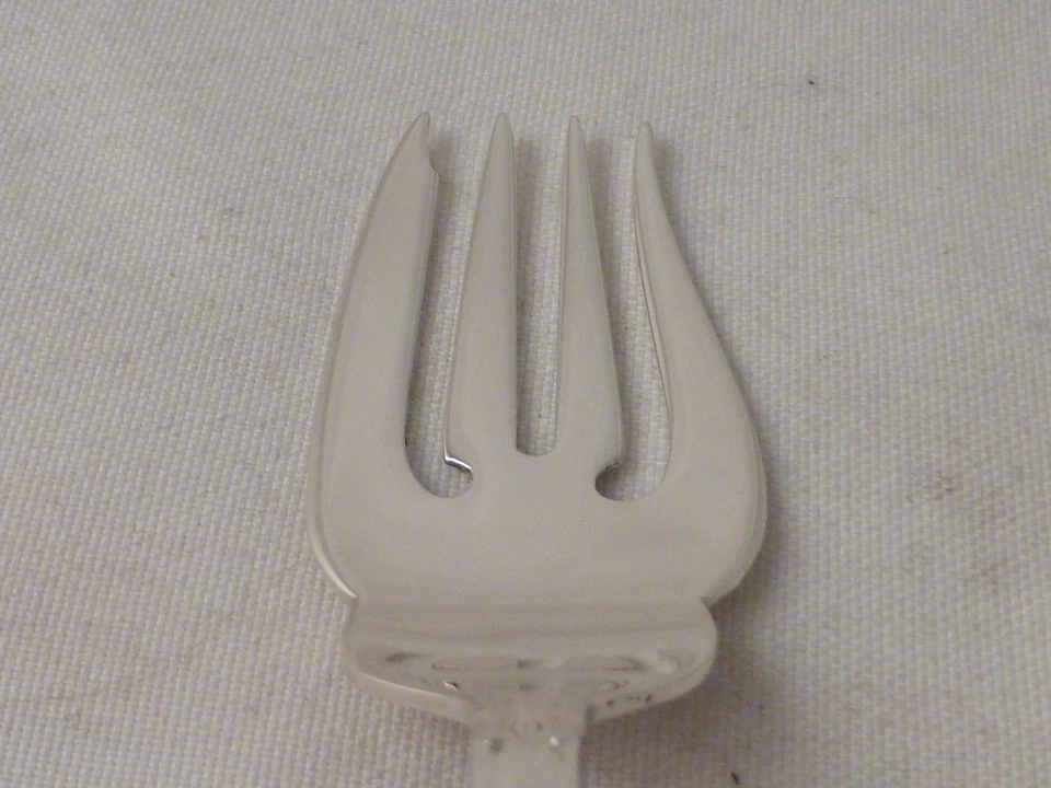 Tenedor(s) de ensalada esterlina English Chippendale-Reed & Barton - 6-5/8" Foto 2 de 4