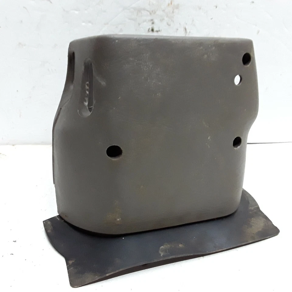 00 01 02 03 04 Mercury Sable Ford Taurus steering column cover OEM taupe - Image 3 of 4