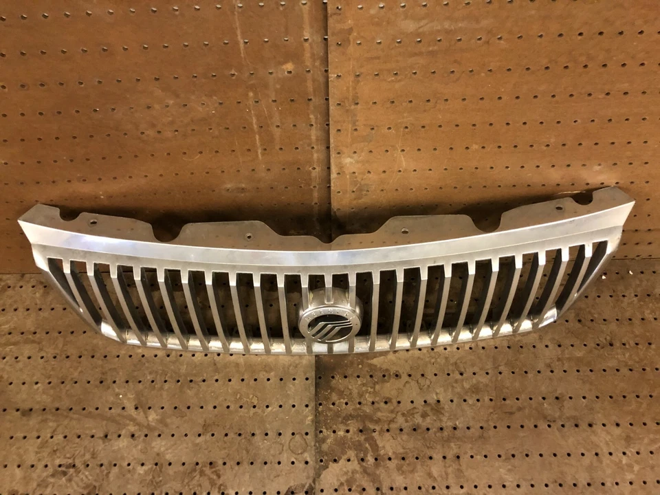 Mercury Mountaineer Grille 2002-2005 "Envío gratuito" Foto 2 de 4