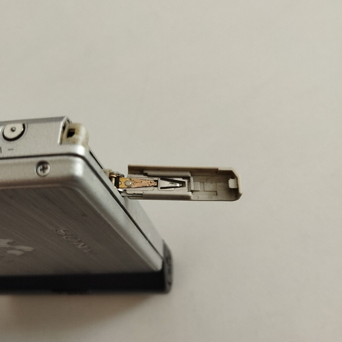 Reproductor de minidisco portátil Sony MZ-E900 MD Walkman plateado LEER DESCRIPCIÓN - Imagen 7 de 7
