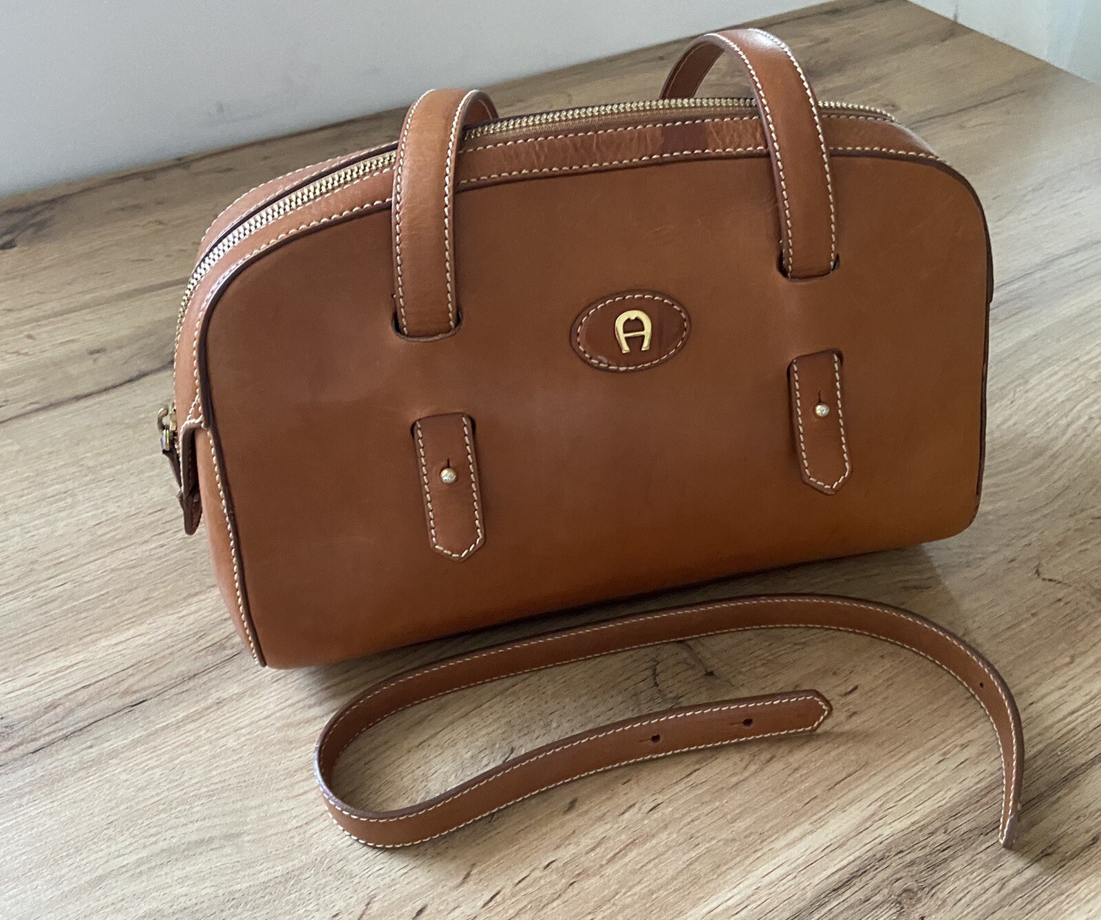 エティエンヌ・アイグナー　レザー ビジネスバッグ ブラウン エティエンヌ・アイグナー レザー コレクション ビジネスバッグ ブラウン