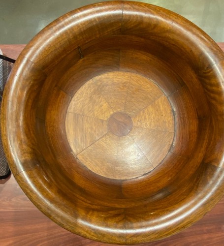 Tazón de Comportamiento Espalda para Viddle Back de Madera Negra de Tasmania, principios del siglo XX. 26cm x 32cm. - Imagen 7 de 7