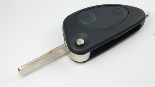 2 button flip key case shell for Alfa Romeo 147 156 GT Spider remote fob - Picture 2 of 4