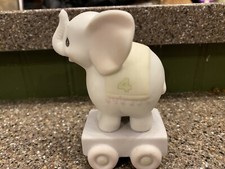 Precious Moments- 15970 "MAY YOUR BIRTHDAY BE GIGANTIC" - 4 Elephant-