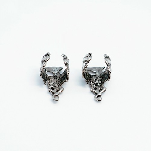 2pcs Stainless Steel Punk Gothic Dragon Ear Cuff Clip Non-Piercing Stud Earrings - Picture 2 of 12