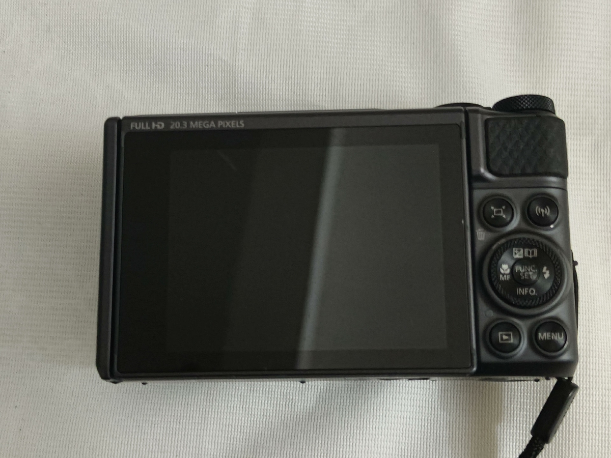 Canon PowerShot SX730 HS Camera w/ 40x Optical Zoom & 20.3 Canon PowerShot SX730 HS Camera w/ 40x Optical Zoom & 20.3