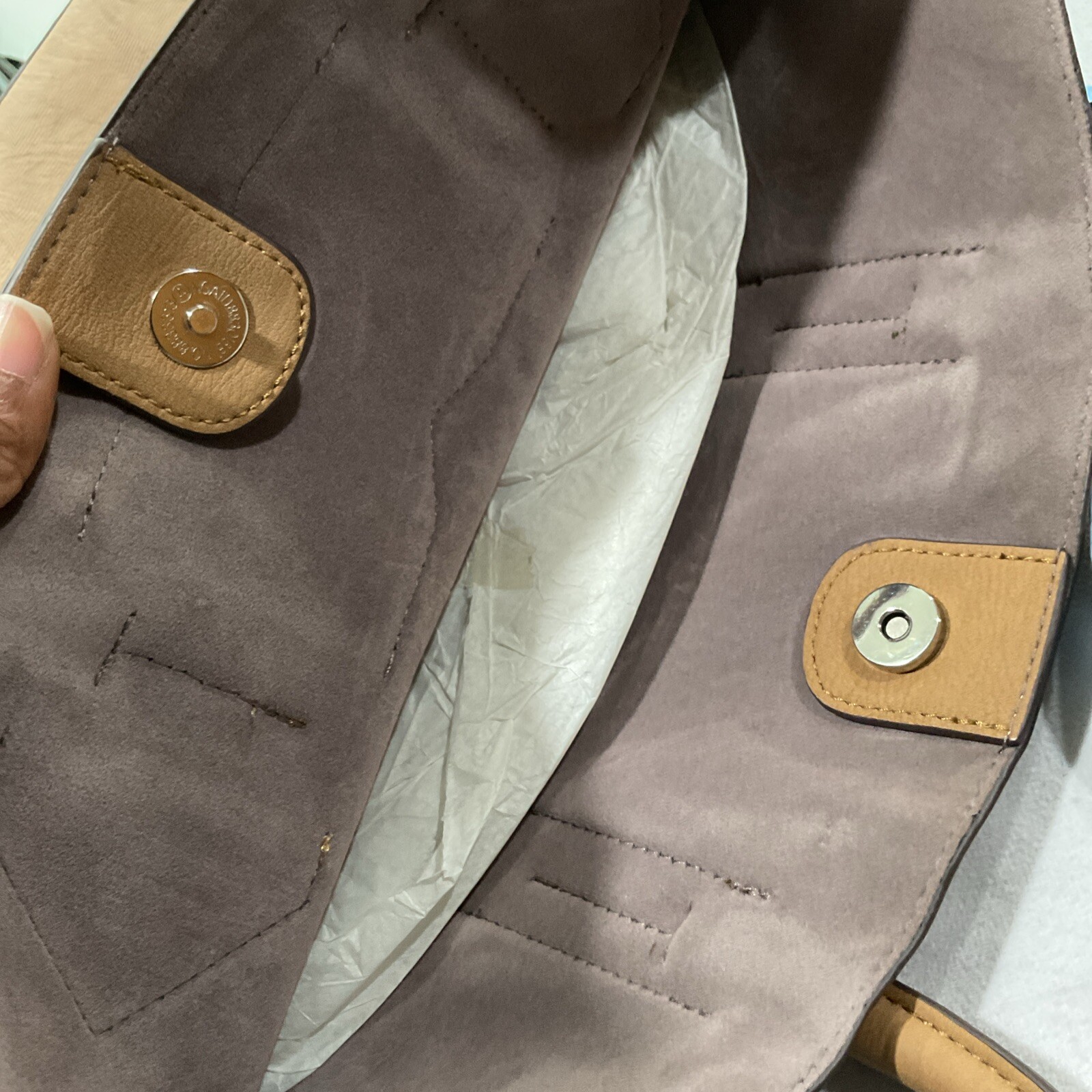 Danielle Nicole Women’s Solid Colored Handbag - image 8