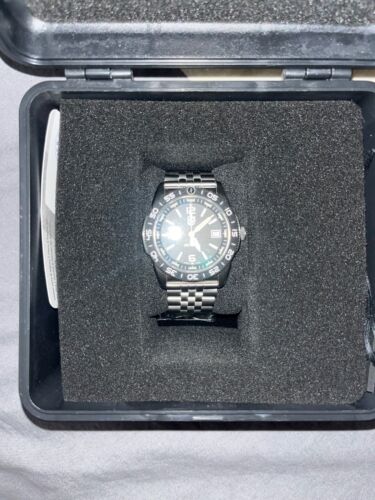 New Luminox XS.3122M Pacific Diver Ripple Dive Swiss Made Watch 39mm Box & Paper