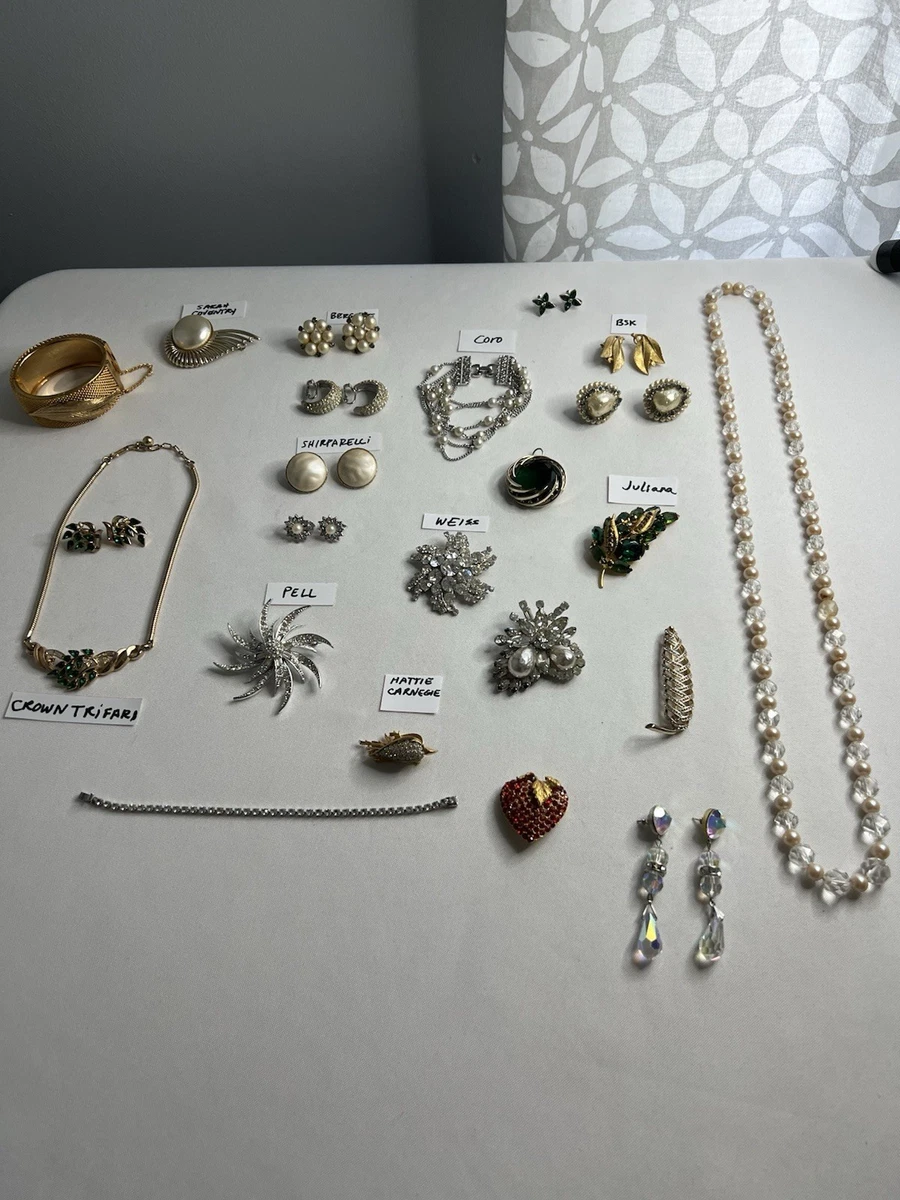 Weiss Fashion Vintage & Antique Collections & Lots with Vintage