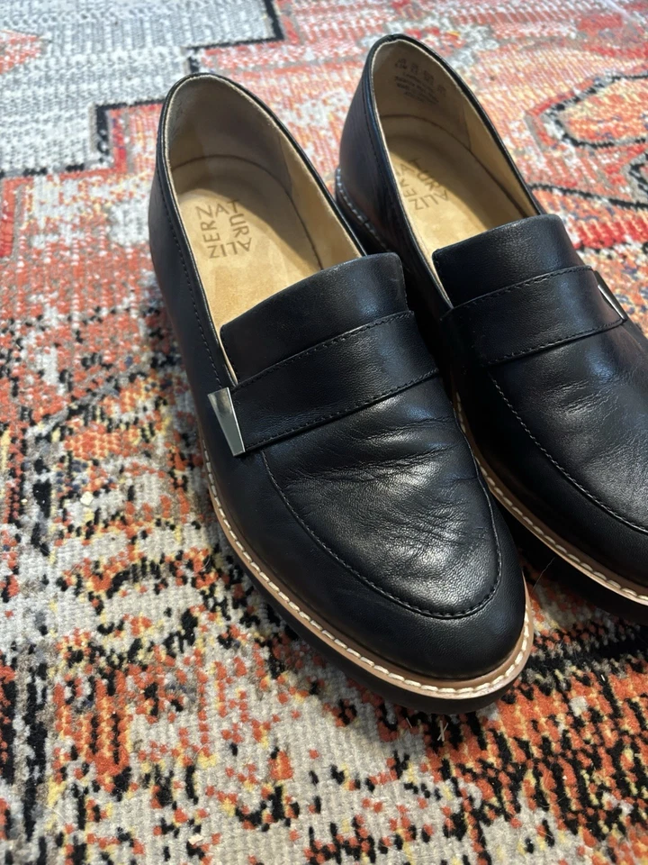 Naturalizer Shoes Womens Size 8.5 Adiline Black Leather Slip On Loafers - Image 4 of 4