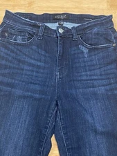 Judy Blue Jeans Womens 7/28 JB82340DK Skinny Fit Stretch Distressed Denim (S)