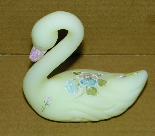 Fenton Custard Satin Swan for Gracious Touch Figurine Paperweight Pansies GLOWS