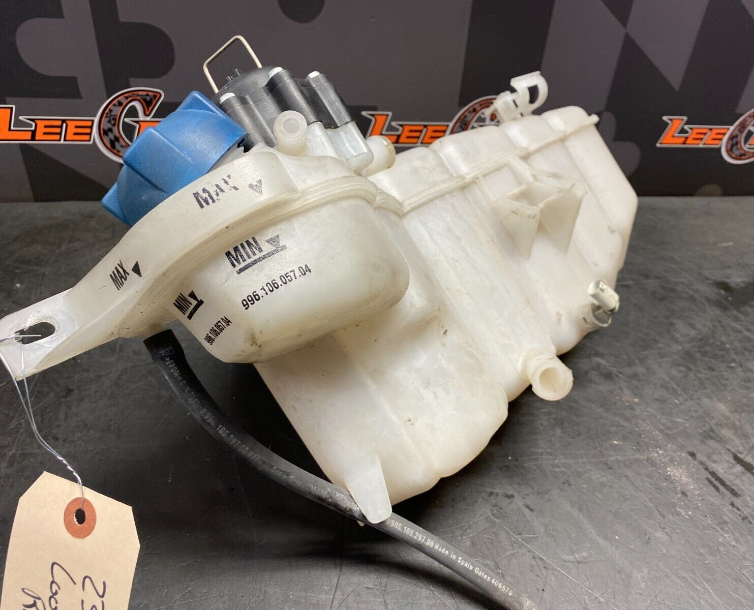 Porsche 911 GT3 2004 Coolant reservoir
