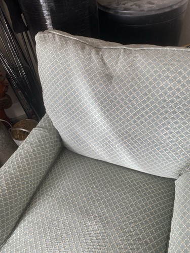One Vintage Thomasville upholstered Accent Chair In Mint Condition! Great Piece! - Picture 7 of 16