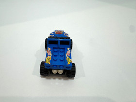 LEGO Racers: Rod Rider (8302) and Demon Destroyer (8303)