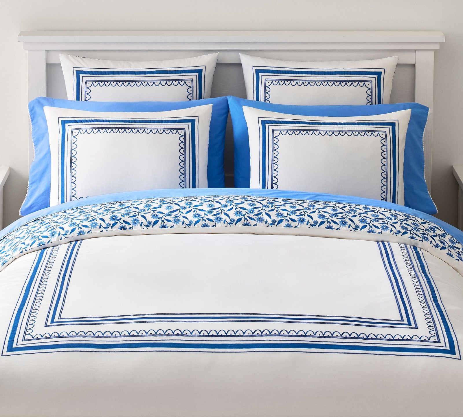 Pottery Barn Mark D. Sikes Pixie Scalloped Duvet Cover