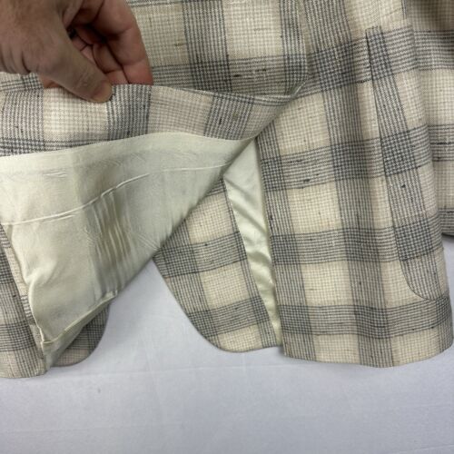 Vintage Pierre Cardin Men’s 40L Windowpane Plaid Blazer Ivory Wool Sport Coat - Picture 4 of 9