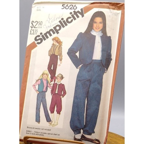 UNCUT Vintage Sewing PATTERN Simplicity 5626, Child Pants Knickers Jacket
