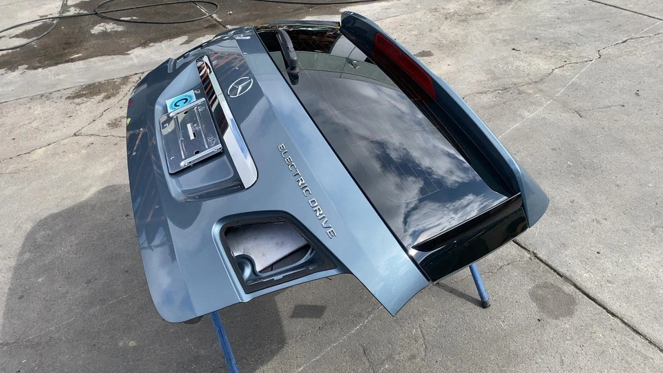 ⭕ Puerta levadiza Mercedes-Benz B 2014-2015 accionamiento eléctrico con cámara y vidrio azul - 894 Foto 3 de 4