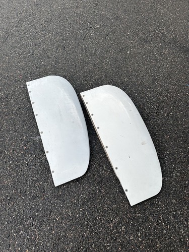 Piper PA-28 Horizontal Stabilator Tips 65300-00 (B4022)