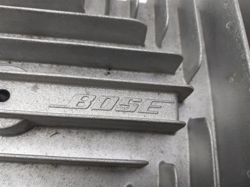 AMPLIFICADOR DE RADIO EQUIPO DE AUDIO MAZDA CX-7 2007-2008 Foto 4 de 4