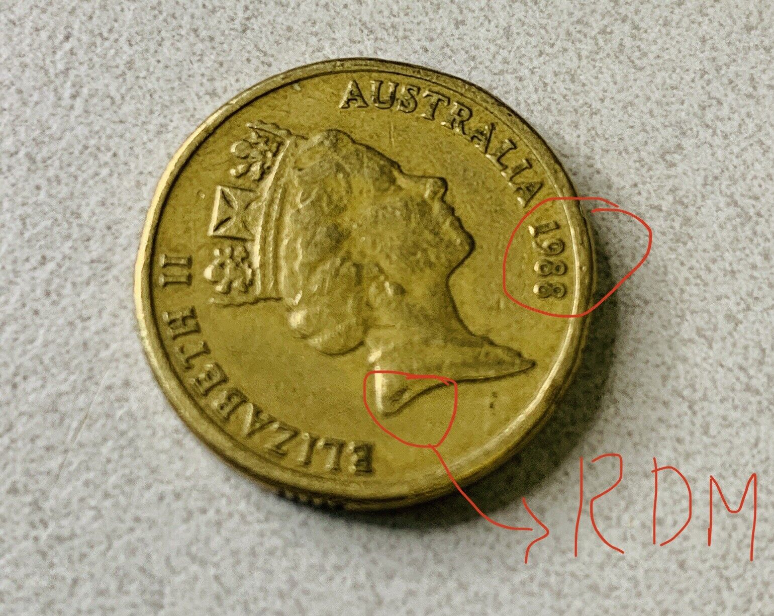 RARE 1988 2 TWO DOLLAR COIN With The HH And RDM Initials Good rare-1988-2-two-dollar-coin-with-the-hh-and-rdm-initials-good