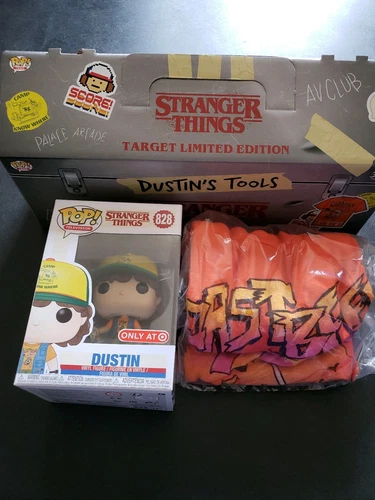 Funko Pop Stranger Things Dustin Roast Beef Exclusive Set Box Combo Gift! MED
