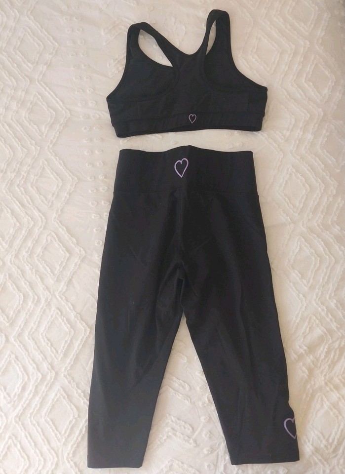 Lisa Trujillo 2‑Piece Activewear Set – Crop Top & 3/4 Leggings Size Medium - Gym