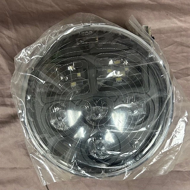 TRUCKLITE CO, HEATED HEADLIGHT, LED, ROUND, 7 INCH, HIGH/LOW BEAM, MODEL 37275C Foto 3 de 4