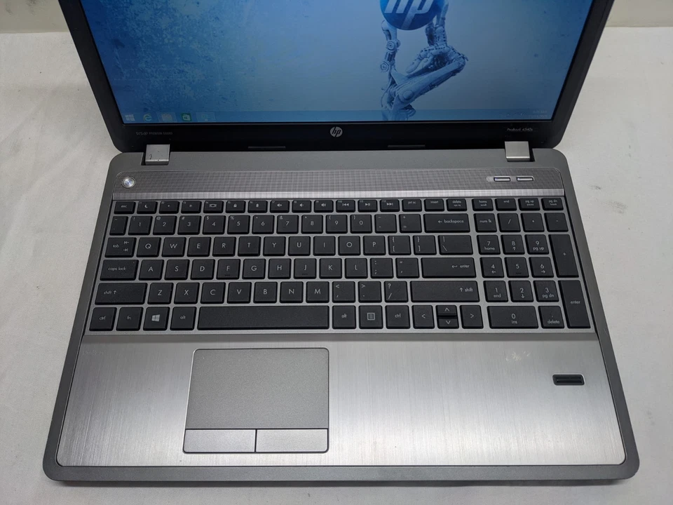 HP ProBook 4540s 15.6"- i3-3110m, 8GB Ram, 500GB HD, Windows 8.1 Foto 2 de 4