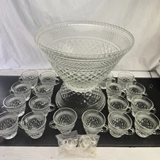 Vintage Anchor Hocking Wexford Punch Bowl Set/Punch Bowl/Stand/18 Glasses Og Box