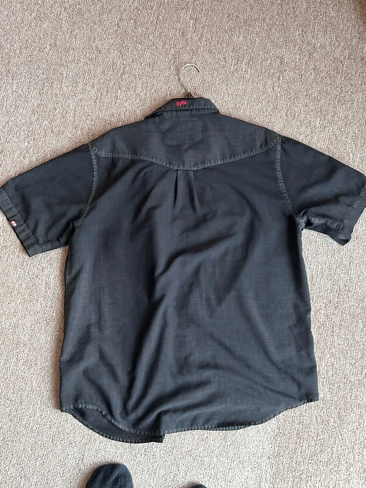 Split Vintage Y2K Button Down Men's Large Short Sleeve Black Skater 2004 Shirt - Image 4 of 4