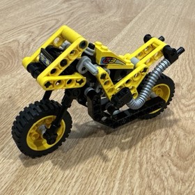 Lego (8216) (8251) - Technic Turbo 1 - 100% complete w/instructions