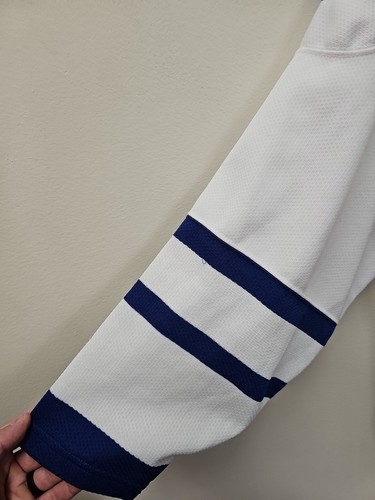 Vintage 90s Toronto Maple Leafs CCM Hockey Jersey Men’s Large NHL Stitched - Picture 9 of 13