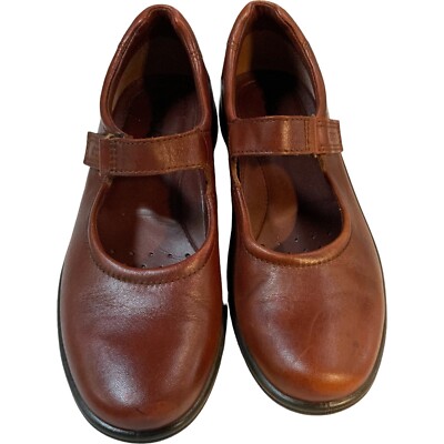 ECCO Women s Sz9 US  39 EU Hook Mary Jane Strap Leather Flats Comfort Brown