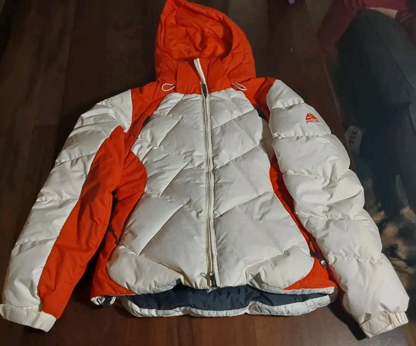 Nike ACG Vintage Orange White Size 3 Jacket Pants Outer Layer Storm FIt Ladies