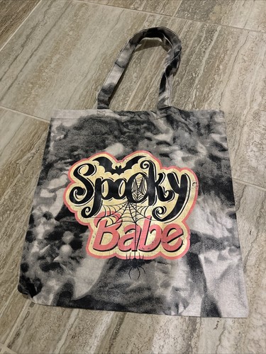 NWOT Spooky Babe tote Tie Dye - 第 1/7 張圖片