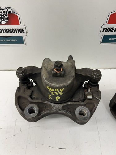 2003-2005 Nissan 350Z G35 Front Brake Caliper Single Piston Set Pair OEM 112 - Picture 6 of 9