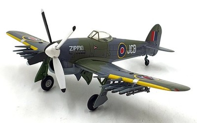 Easy Model Maßstab 1:72 36310 - Typhoon Mk.IB Rb431, Wing 123, Plantlunne 1945