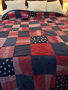 Red White Blue AMERICANA Farmhouse Quilt Full Queen 86 x 86